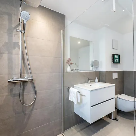 شقة Luxuswohnung Traumblick - Neubau 2023